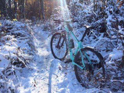 Srdečné MTB pozdravy zo zimných Malých Karpát