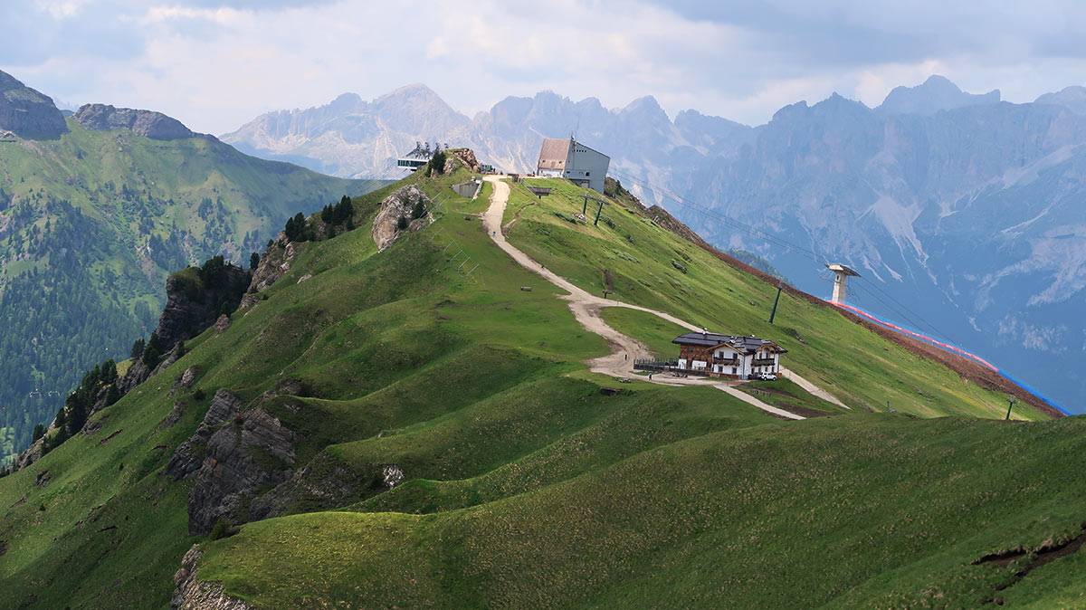 Passo Pordoi hiking trail