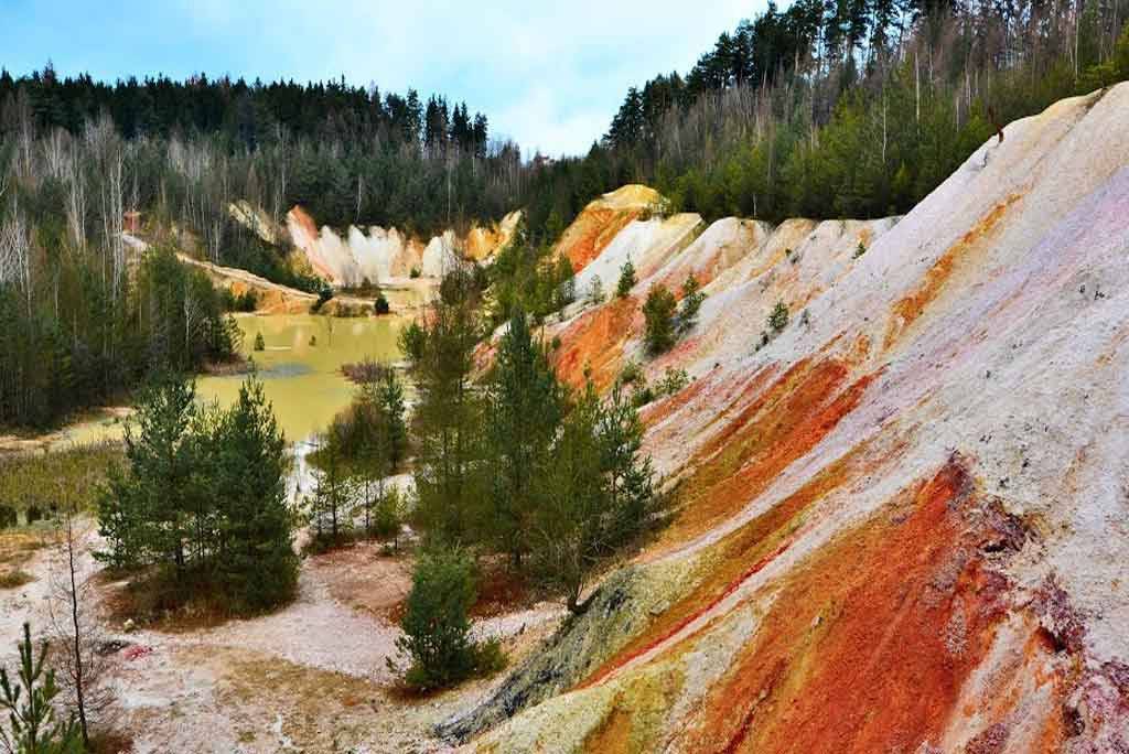 Priepasť Macocha - turistické trasy/cyklotrasy