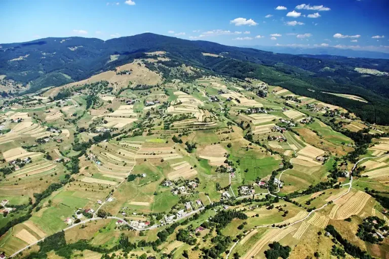 Poľana turistické trasy cyklotrasy