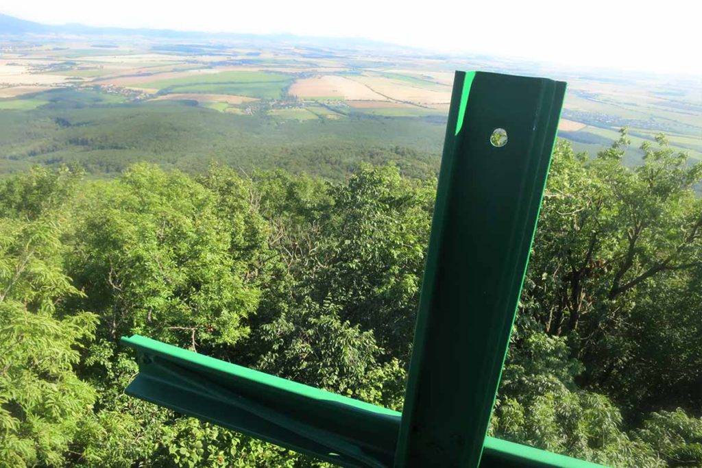 Marhát, Považský Inovec - turistické trasy/ cyklotrasy