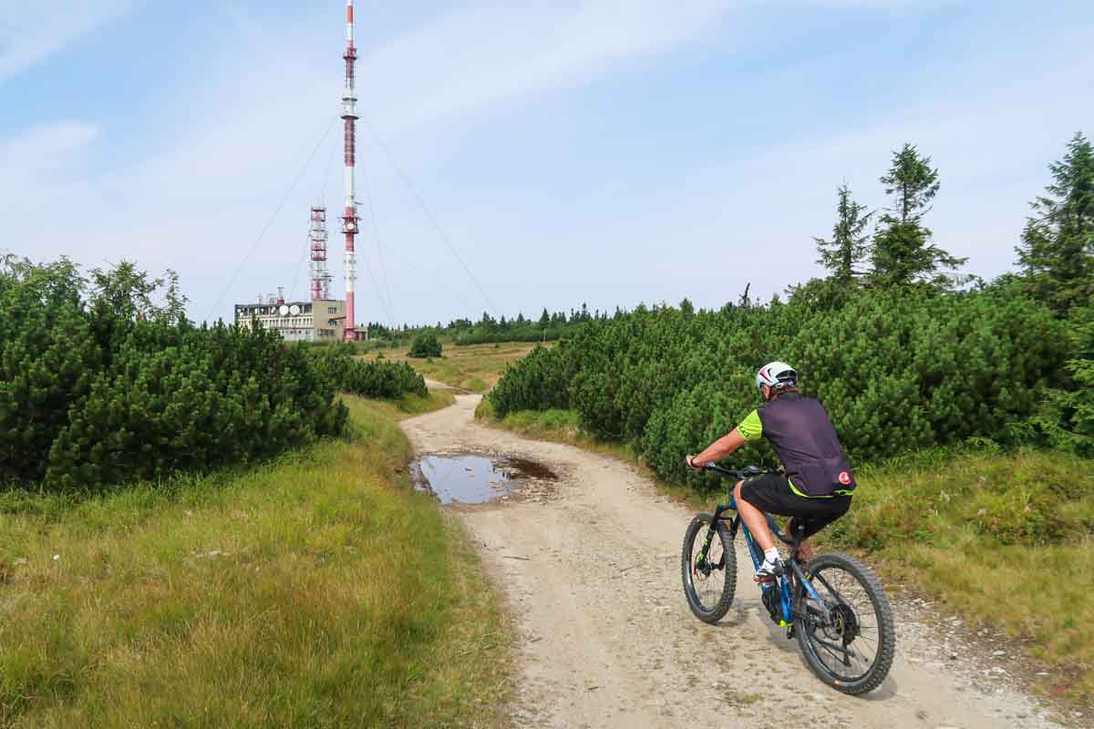 Martinské hole turistické trasy cyklotrasy