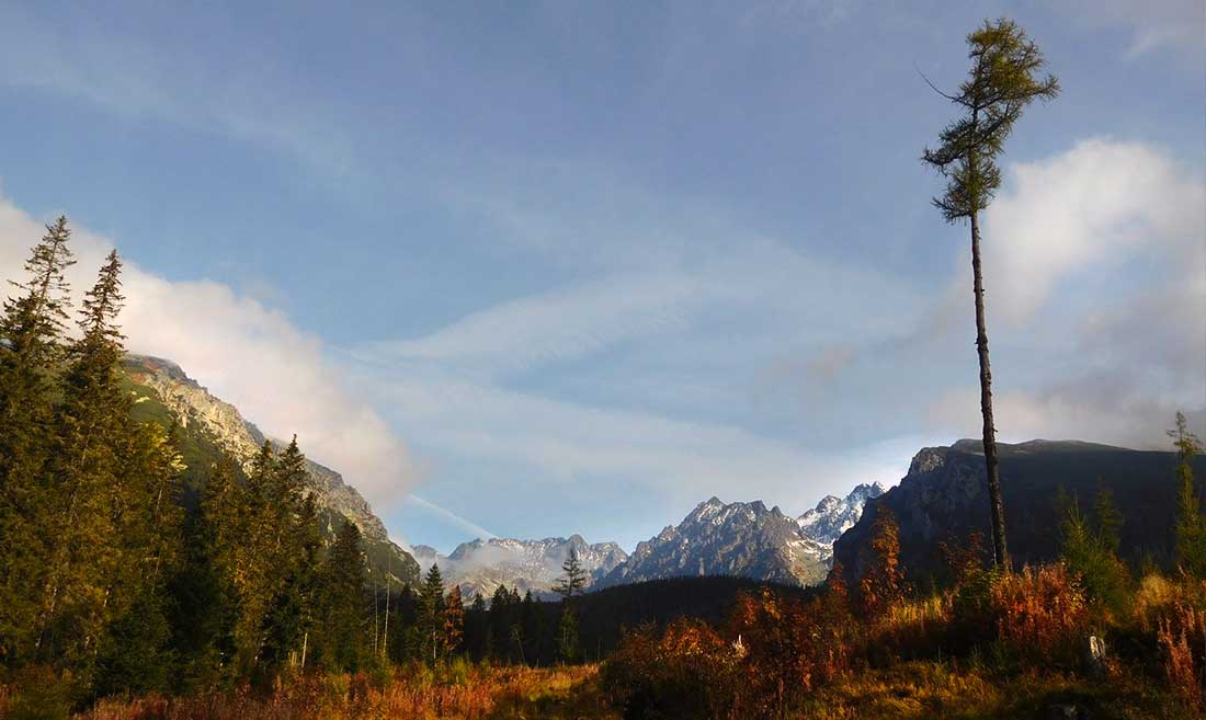 Popradské pleso - turistické trasy/ cyklotrasy Vysoké Tatry