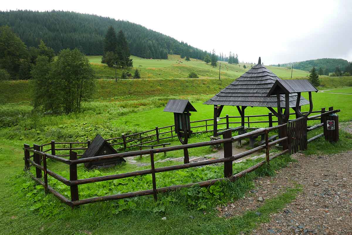 Kráľova hoľa - turistické trasy/ cyklotrasy