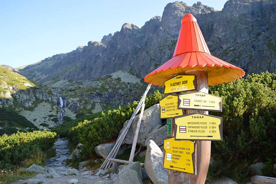 Velické pleso, Sliezsky dom - turistické trasy/ cyklotrasy