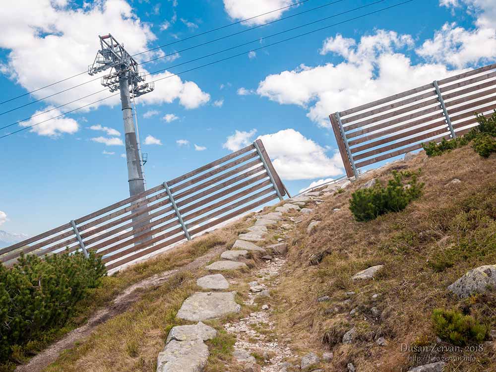 Medzi Chopkom a Ďumbierom – Nízkotatranský útek z civilizácie