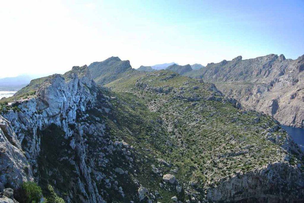 Najkrajšie turistické traily Mallorca. Outdoor.