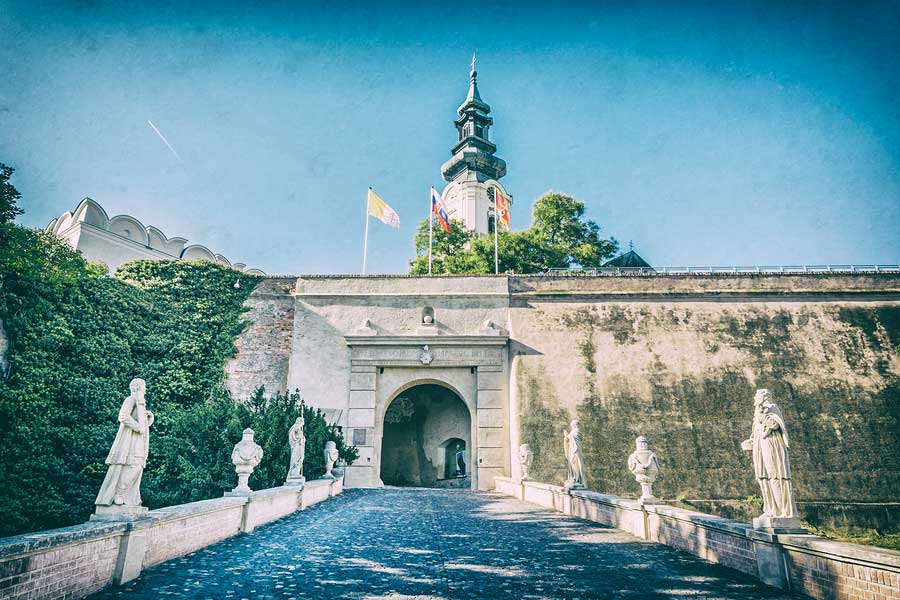 Zobor - turistické trasy/ cyklotrasy