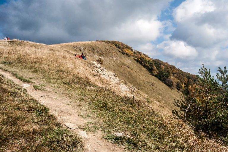 Kečka, Kozí chrbát- turistické trasy/ cyklotrasy