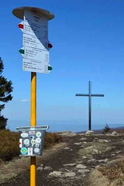 Vtáčnik turistické trasy cyklotrasy