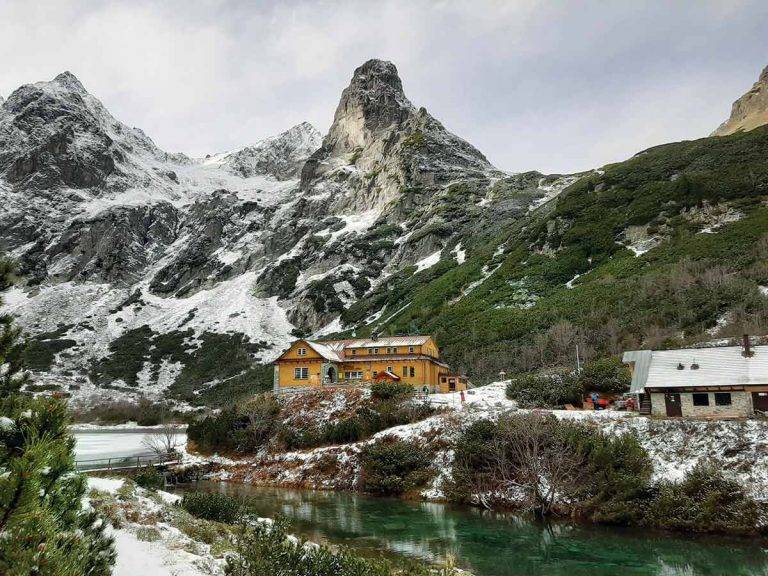 Zelené pleso- turistické trasy/ cyklotrasy