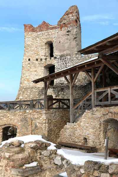 Rodinná kronika: Ako sme zdolávali 7 kopcov 3 jazerá 2018. Štartujeme na Čachticiach