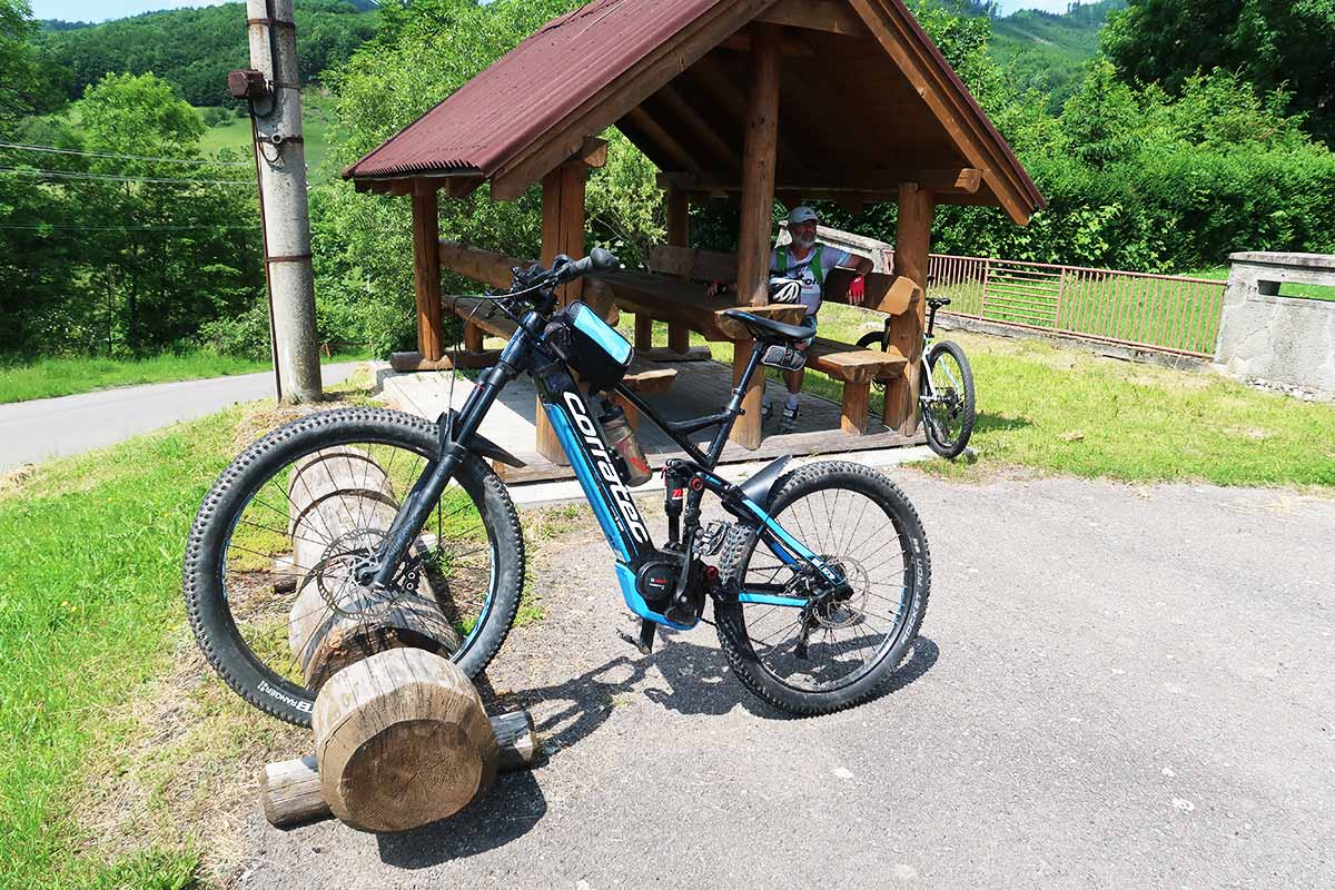 Na bicykloch po zvážniciach Kľakovskej doliny