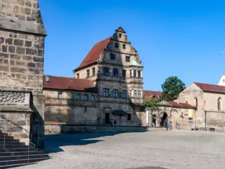 Kniežací dvor bamber