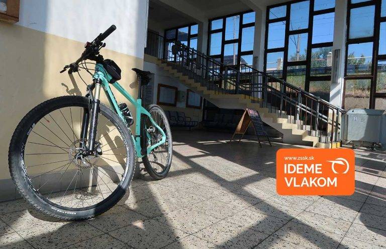 Vlakom a bicyklom na Červený kláštor