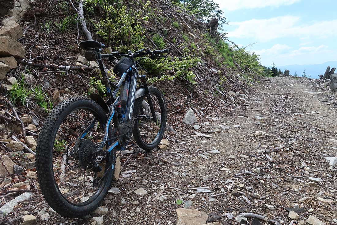 Sučianskou dolinou pod Malý Kriváň z Vrútok vlakom a bicyklom