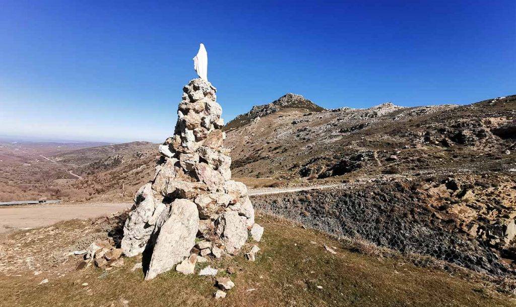 Sardínia hiking trails kopce okolo Cagliari