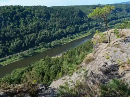 Výhľady na údolie Labe
