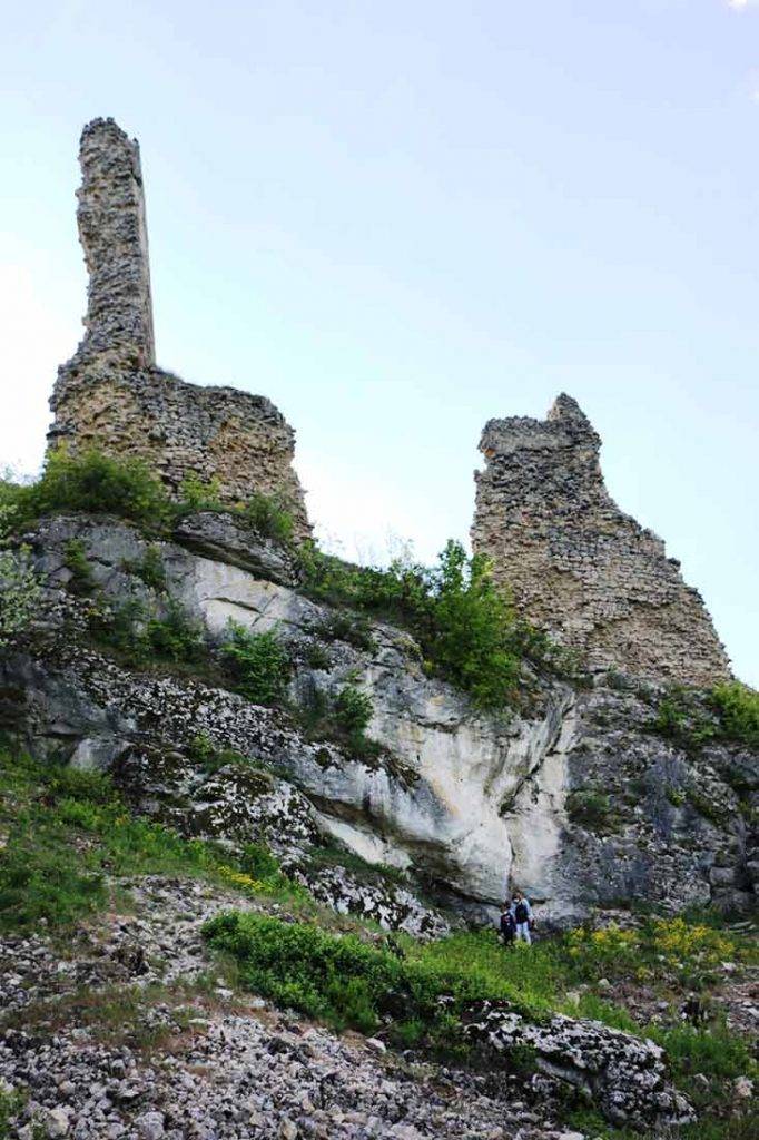 Hrad Ostrý Kameň a Korlátko, na výlet s deťmi