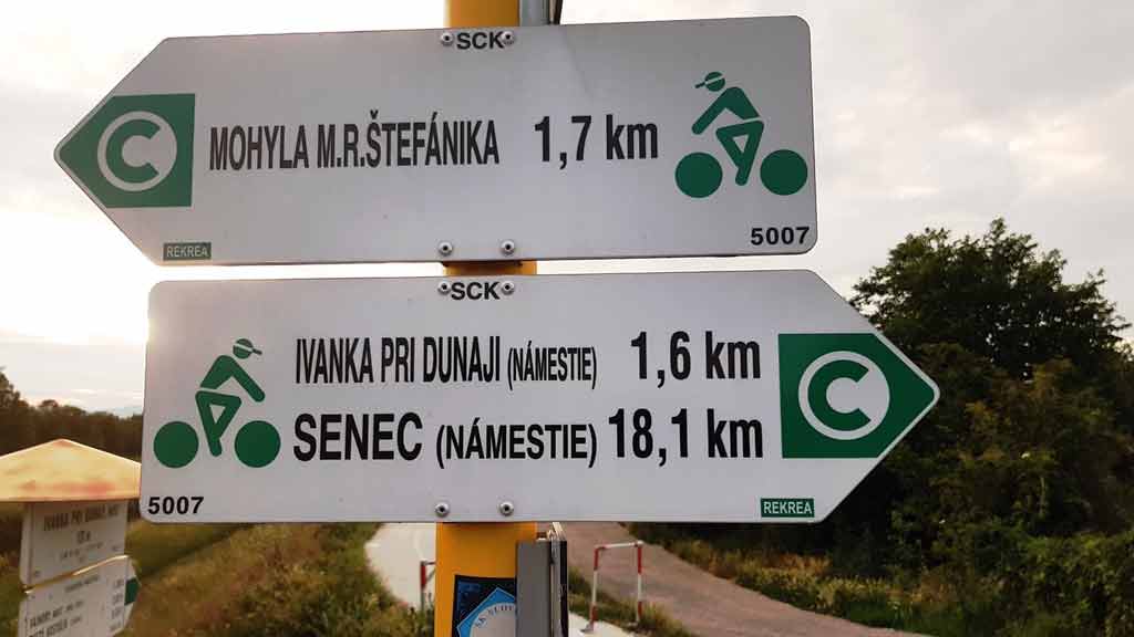 Len tak zľahka vlakom a bicyklom po okrese Seneckom