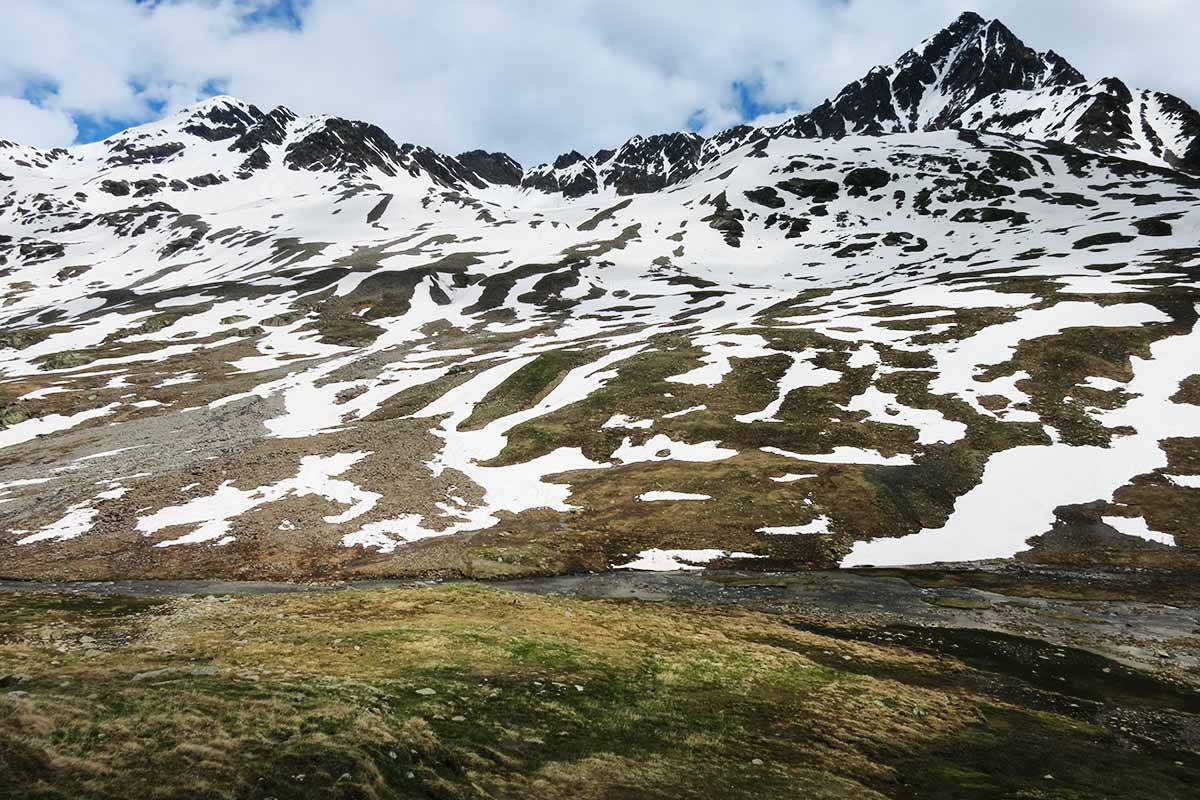 Passo di Gavia: Lombardský gigant medzi trojtisíckami a 10 najvyšší cestný priesmyk v Alpách