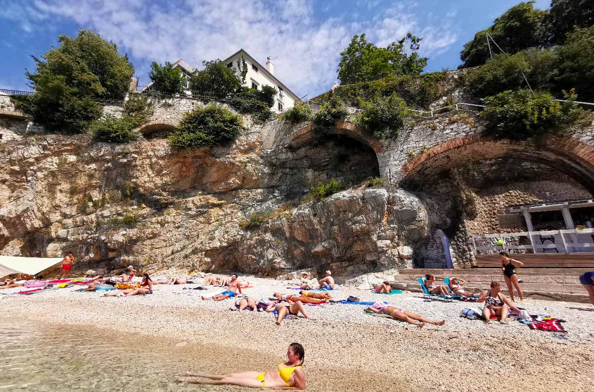 Sabličevo beach