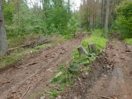 Tankodrom okolo Poludnice