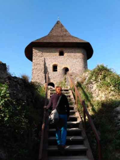 Roadtrip Slovakia: deň 4. hrad Šomoška a skalné obydlia v Brhlovciach