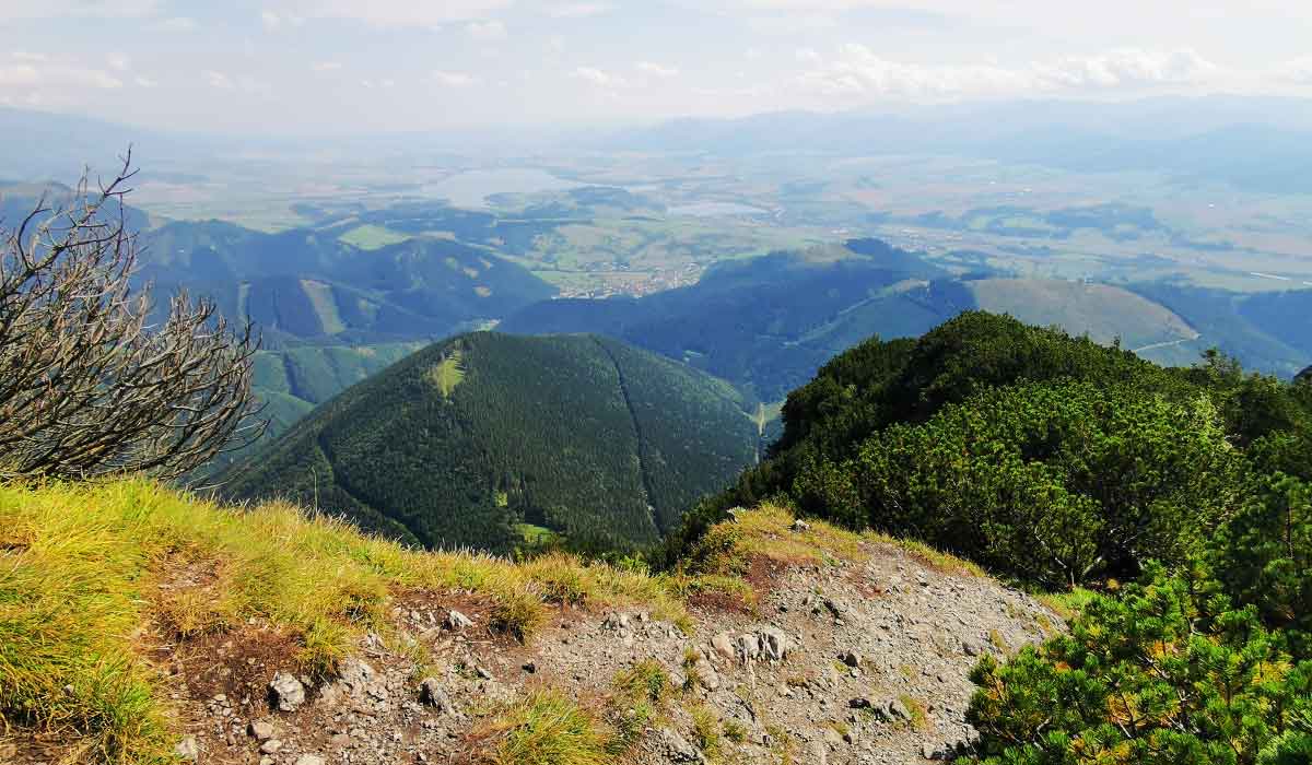 Poznáte najkratšiu výstupovú trasu na Veľký Choč?