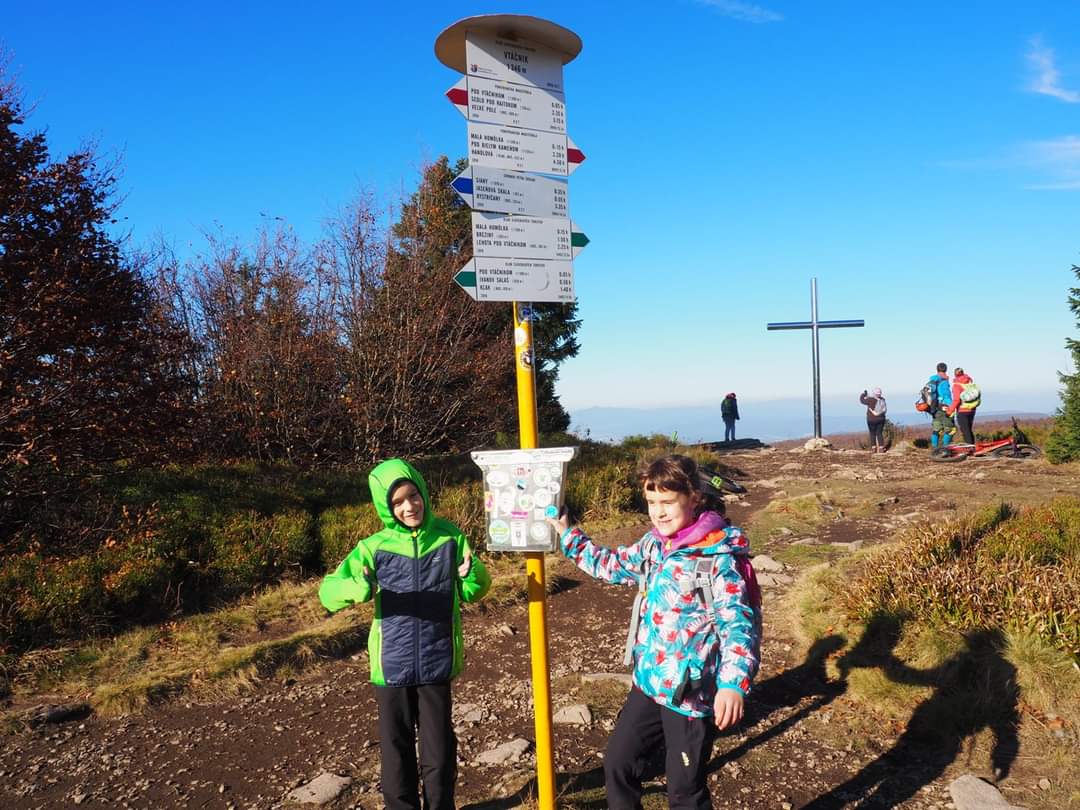 Jesenný rodinný výstup na Vtáčnik