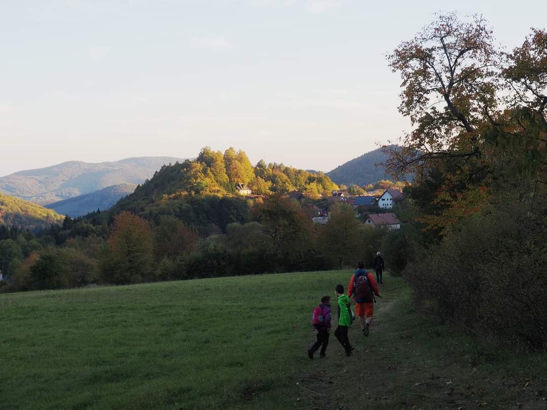 Jesenný rodinný výstup na Vtáčnik
