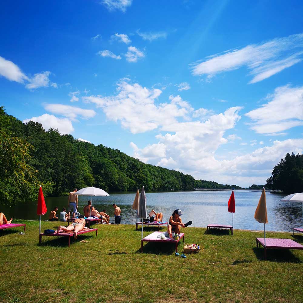 Duchonka Tesáre Kulháň turistické trasy/ cyklotrasy