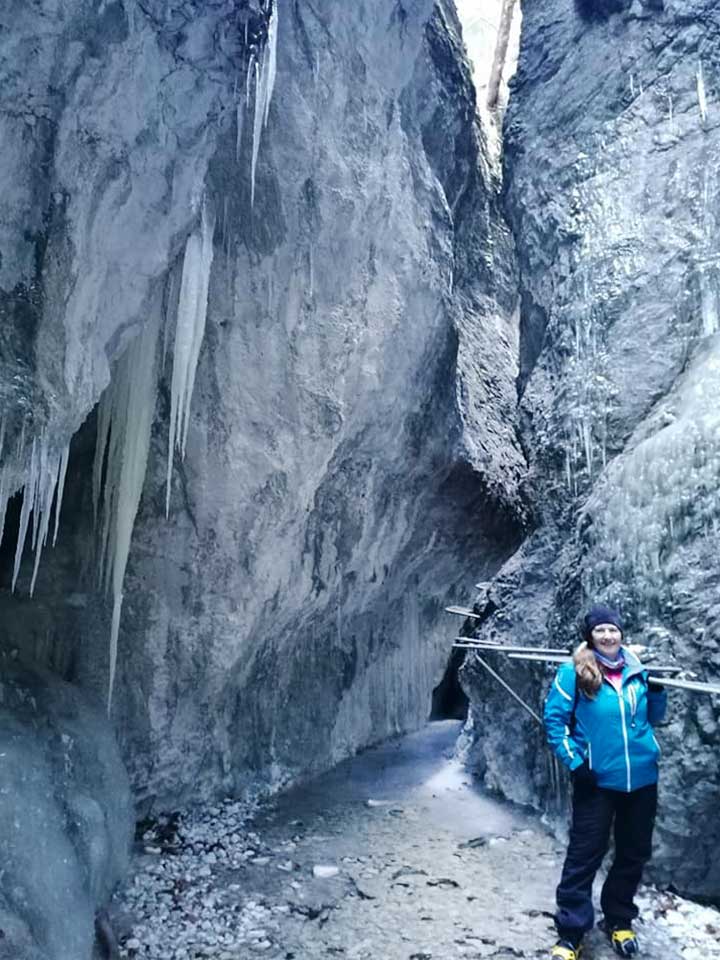 Zimný prechod cez Suchú Belú, okruh Slovenským rajom.