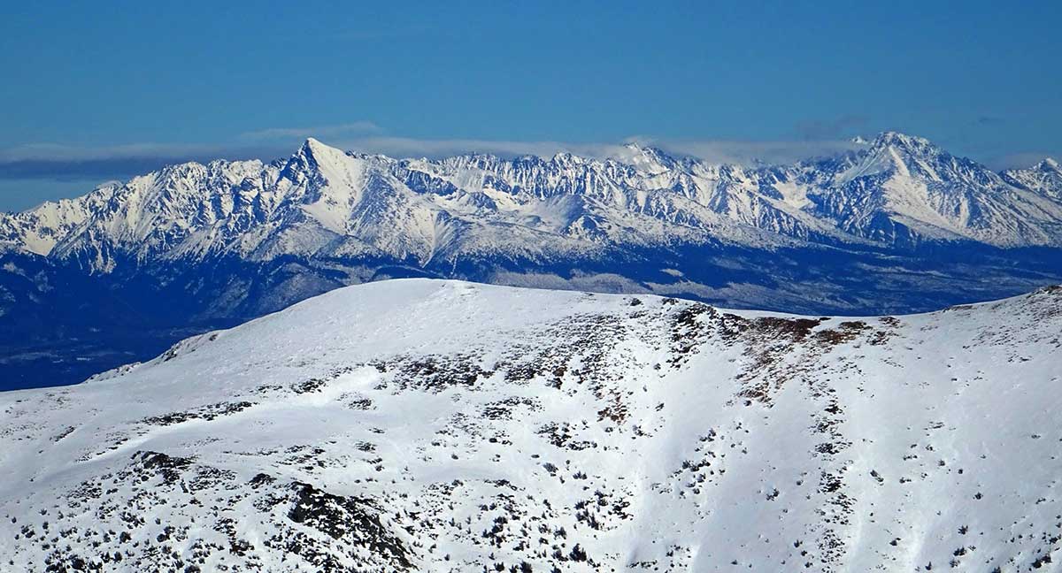 Chabenec z Magurky, zimný výstup za výhľadmi na Tatry