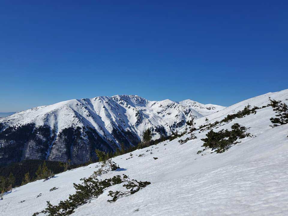 Skialp okolo Ďumbier a Chopku, po hrebení Nízkych Tatier