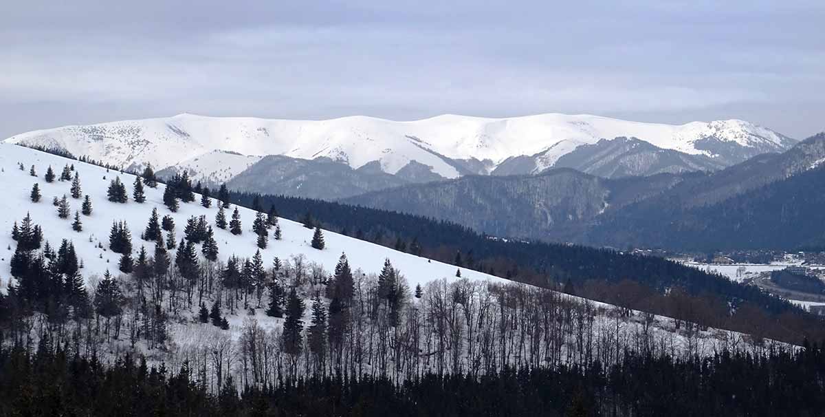 Zimná túra cez Moštenické travertíny na Kozí chrbát