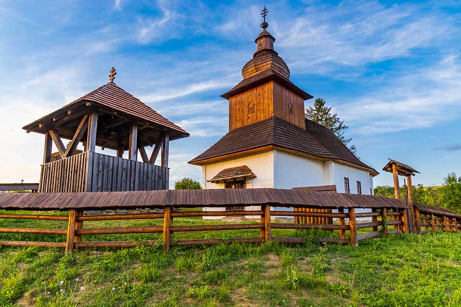 Karpatská drevená cesta, turisticky neobjavený poklad Slovenska.