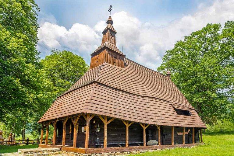 Karpatská drevená cesta, turisticky neobjavený poklad Slovenska.