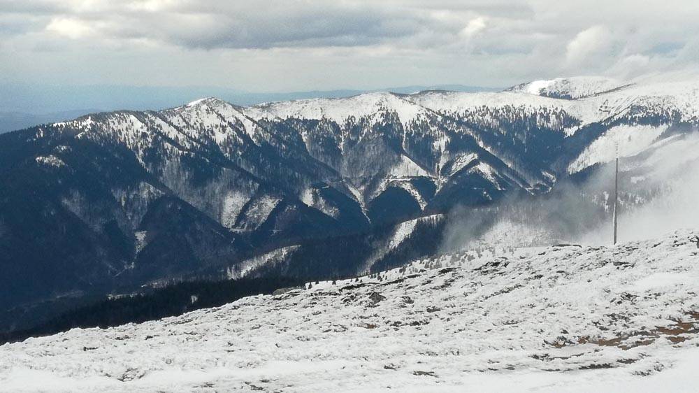 Hrebeňom Nízkych Tatier z Liptovskej Lúžnej až na Ďurkovú