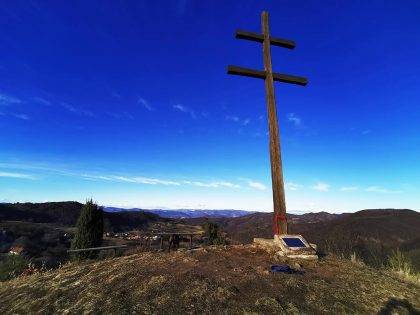 Sklené Teplice: viete čo sú Repišťské bralce, Kamenný jarok alebo Bimbíz?