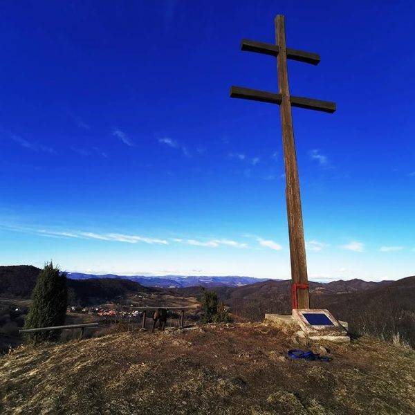 Sklené Teplice: viete čo sú Repišťské bralce, Kamenný jarok alebo Bimbíz?