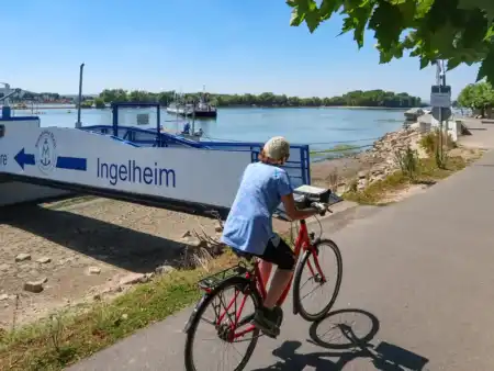 Cyklotrasy a logistika na Rýne