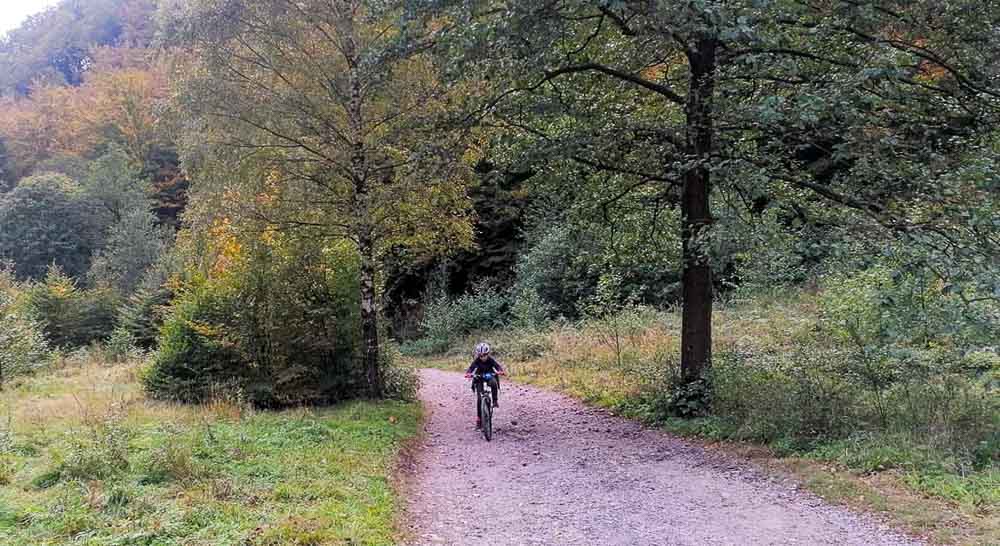 Cyklovýlet na hrady Strečno a Starhrad