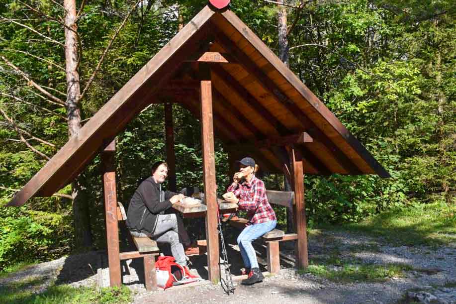 Prosiecka a Kvačianska dolina