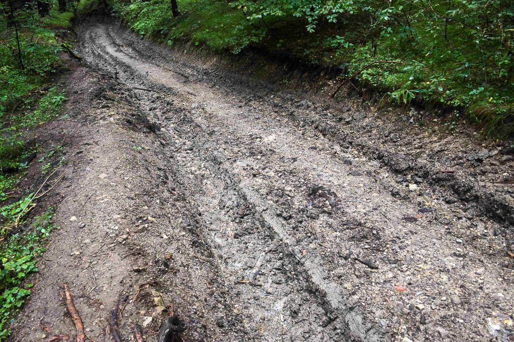 Z Kalamenov k ruine Liptovského hradu