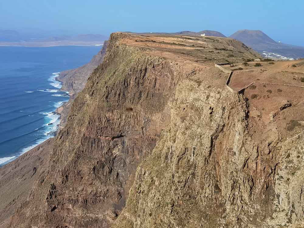 Lanzarote: hiking Risco de Famara: Haría, Tequise