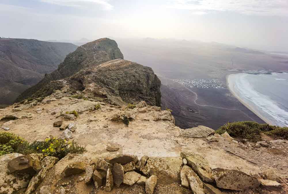 Lanzarote: hiking Risco de Famara: Haría, Tequise