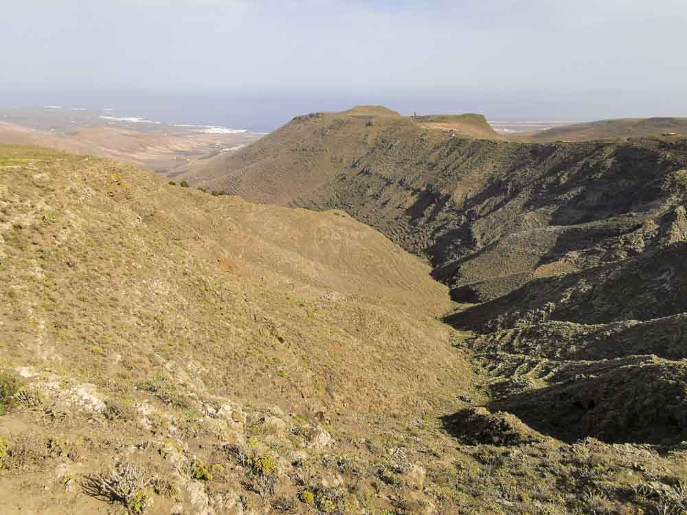 Lanzarote: Cez 4 krátery za najkrajšími výhľadmi na La Graciosu