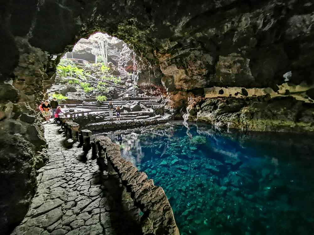 Lanzarote: Jameos del Aqua a Cueva de los Verdes s hiketrailom Orzola