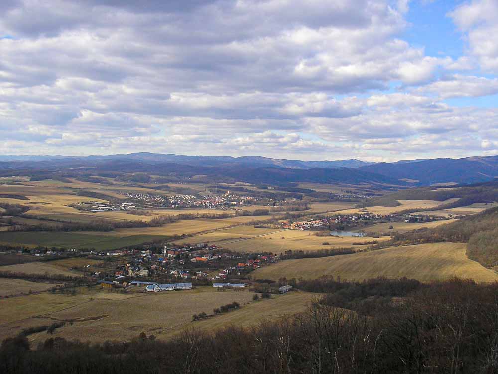 Za Štúrovcami. Ako sme dobíjali Maginhrad